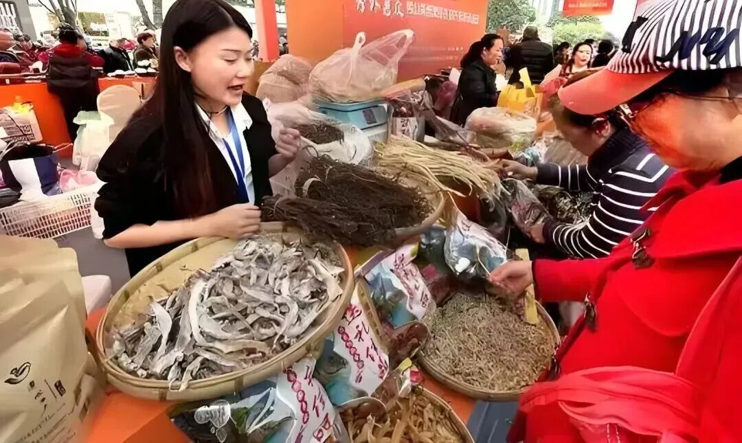 1765506021803650.jpg 17.jpg