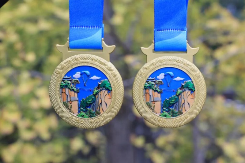 1765591919508641.jpg 1765332489923849.jpg