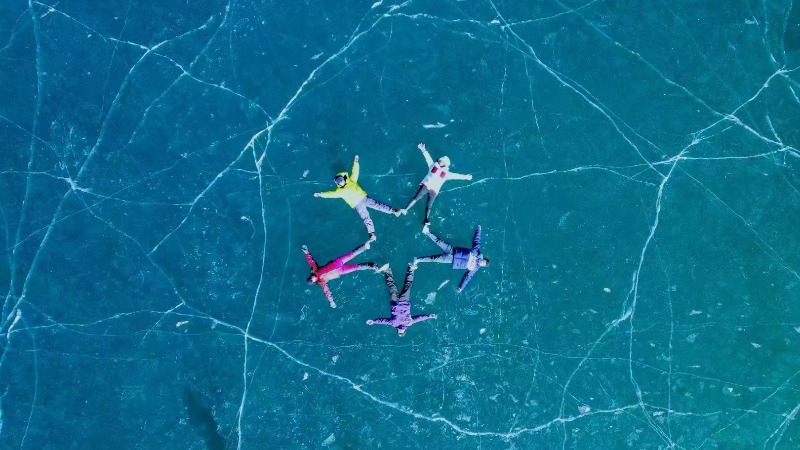 【蓝冰|双海子2日】蓝冰海子+野马海子,纵横荒野,探寻川西蓝冰秘境,出大片!