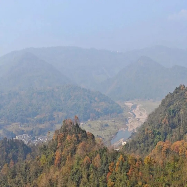 【徒步|季禅沟】徒步清幽之地季禅沟，探访摩崖石刻