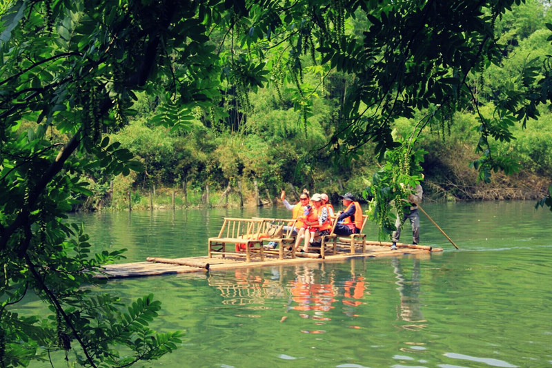 【五龙谷竹筏湿身挑战】独家线路丨乘舟侧畔渡江作战,水上激情湿身一