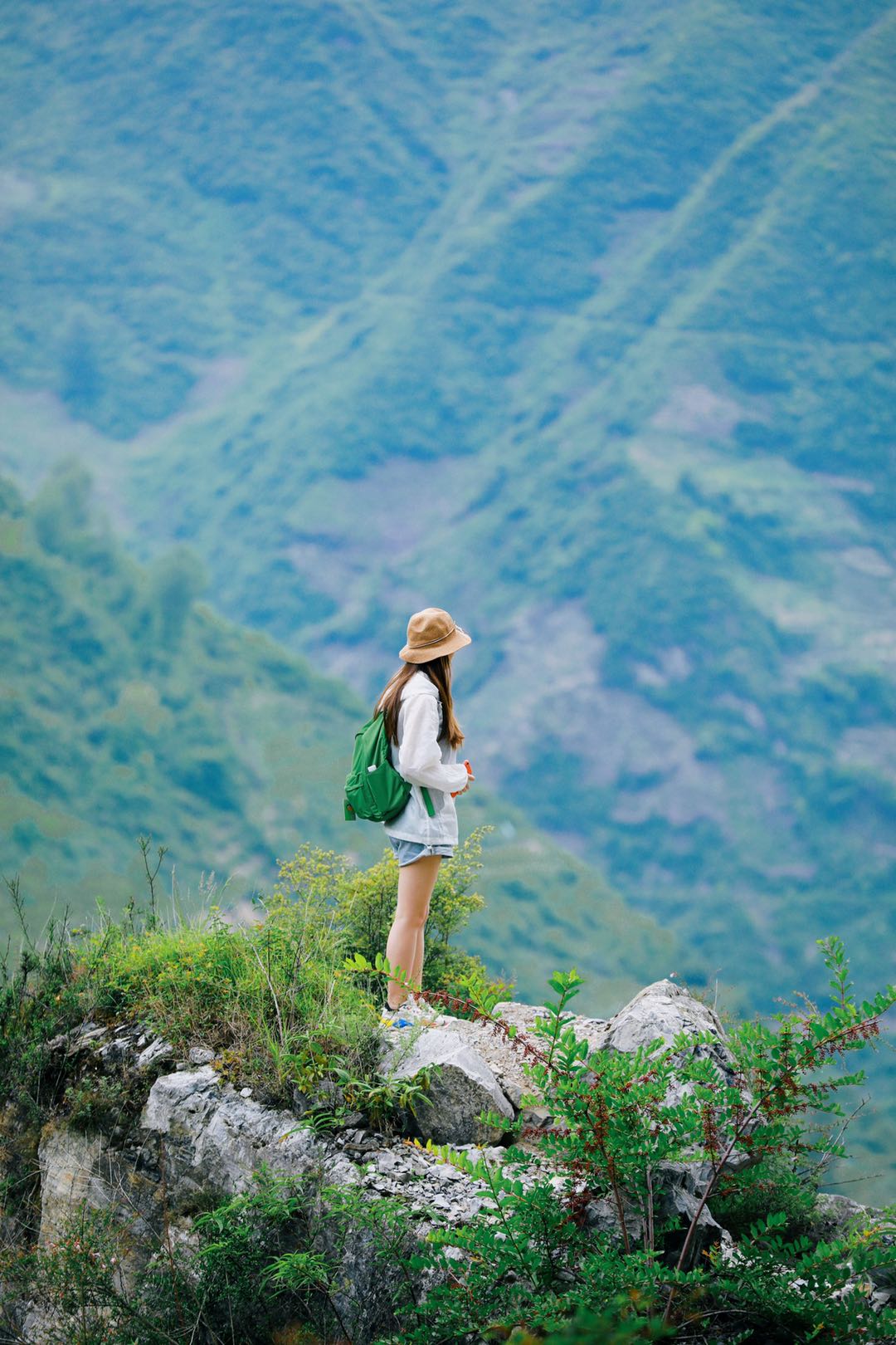 【西羌月里】月里飞仙云际下,腾云驾雾挂壁神仙路