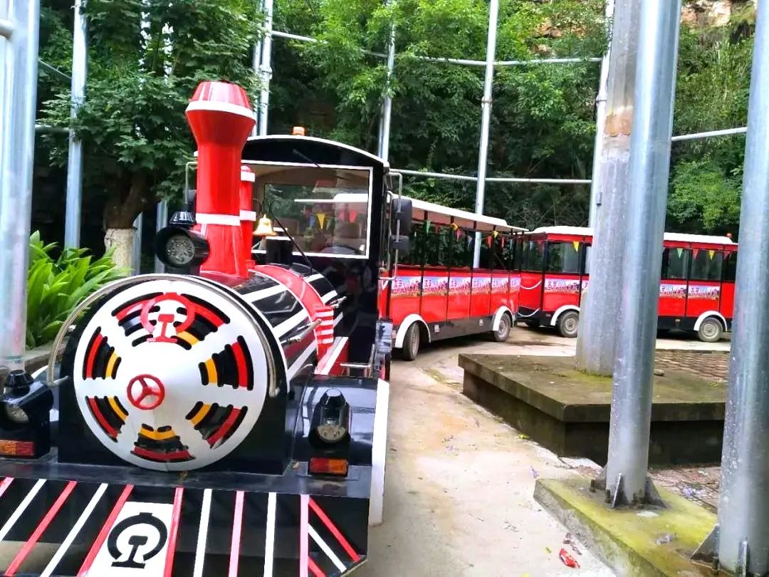 小火车.jpg