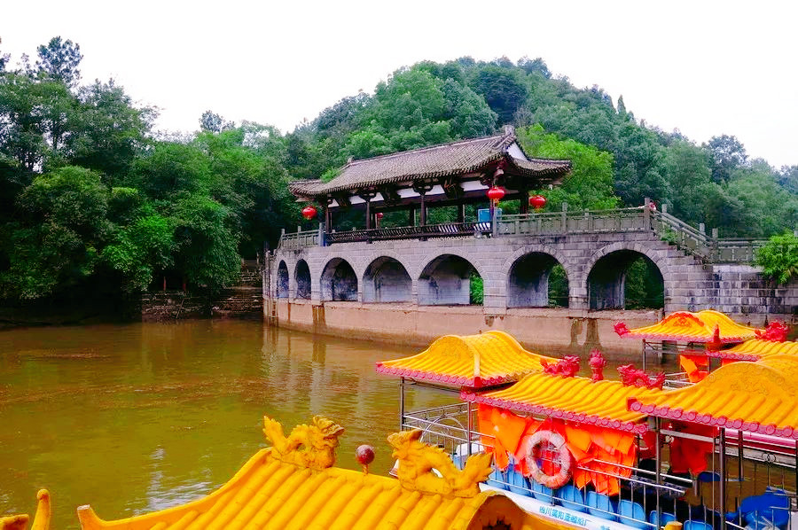 173d674099c_副本.jpg