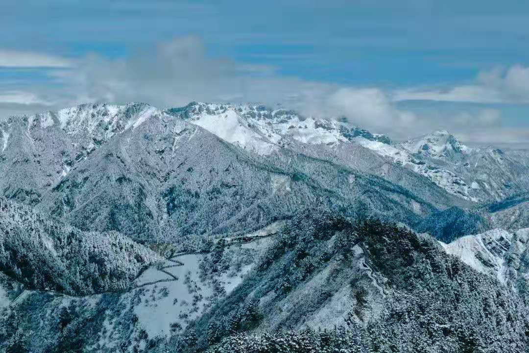西岭雪山含门票交通索道登成都之巅赏雪景览西岭云海奇观