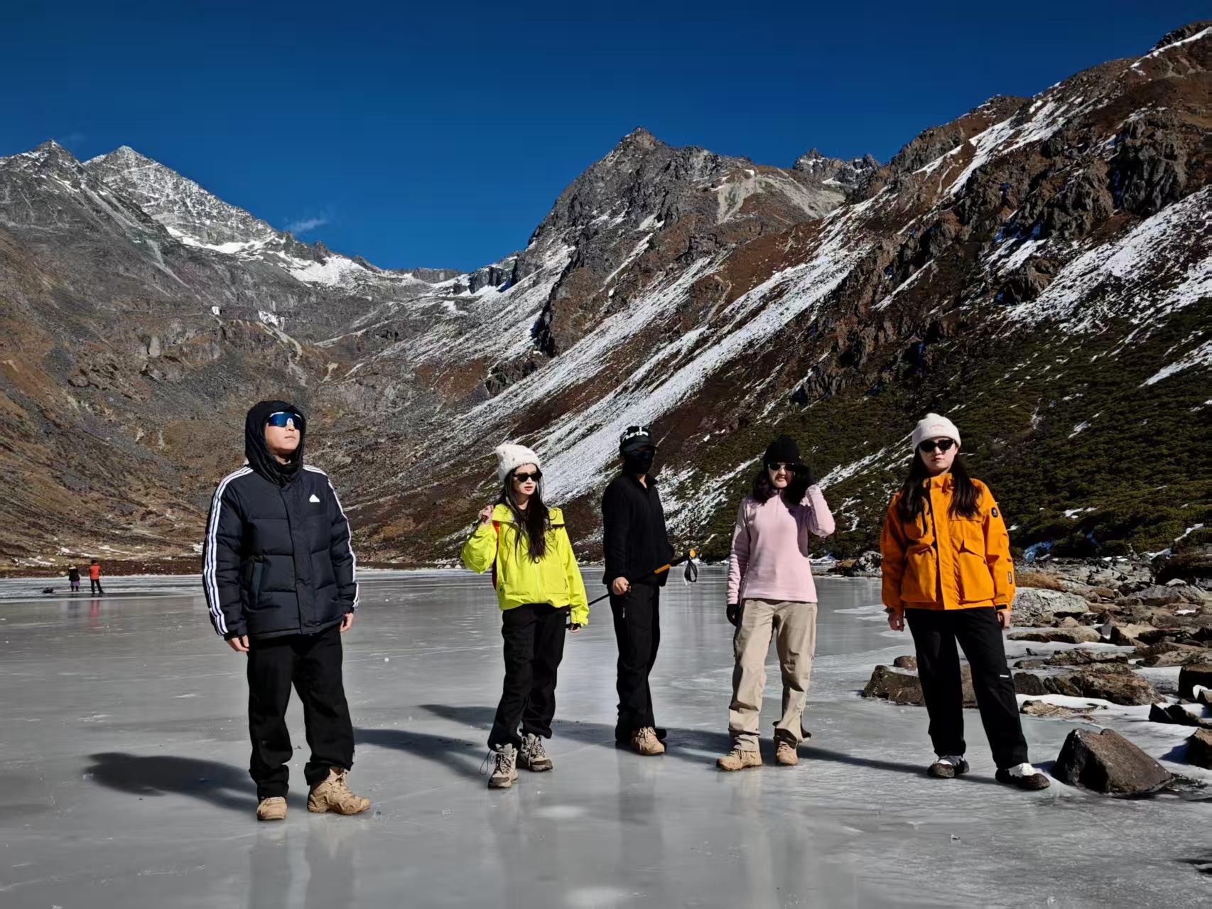 1764577369310491.jpg 8f897bf4f299282d1428721154a6313.jpg