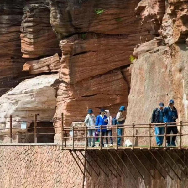 【石林|西南界洞峡群】侏罗纪砂岩，壮美洞峡群，中国石林谷