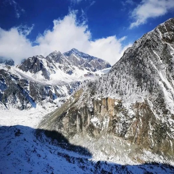 【海螺沟1日游】世界尽头的秘境，雪山海子、草甸森林，川西易接近的户外隐秘天堂